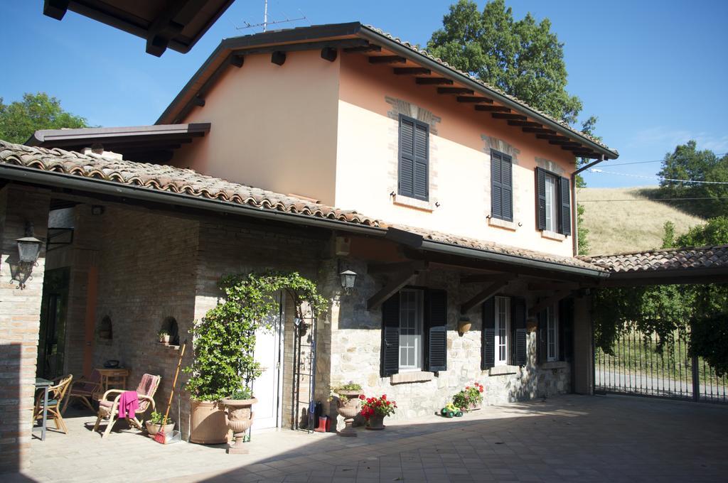 B&B Villa Rossana Langhirano Buitenkant foto
